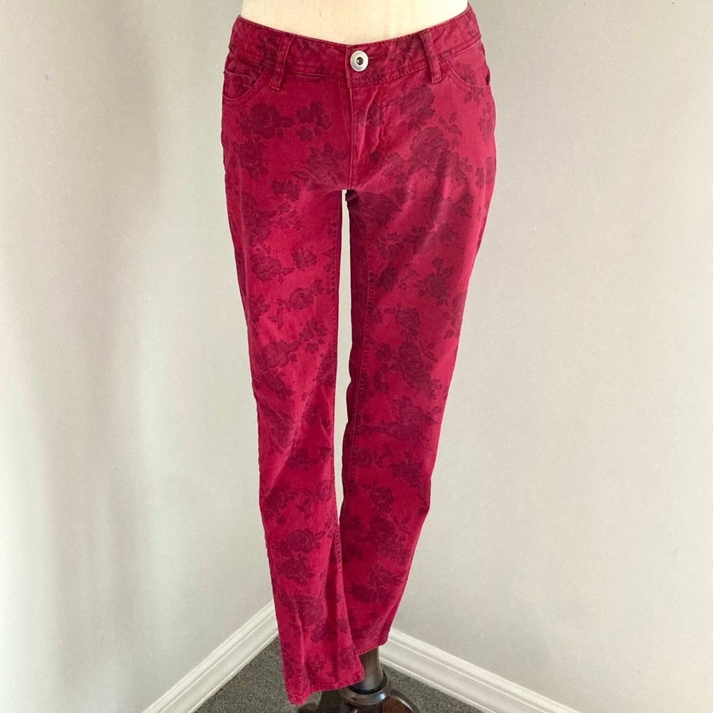 Mudd Burgundy Floral Skinny Jeans size 7
